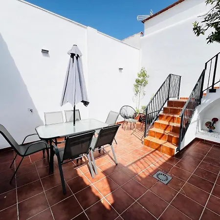 Casa Independiente Con Parking - Centro *